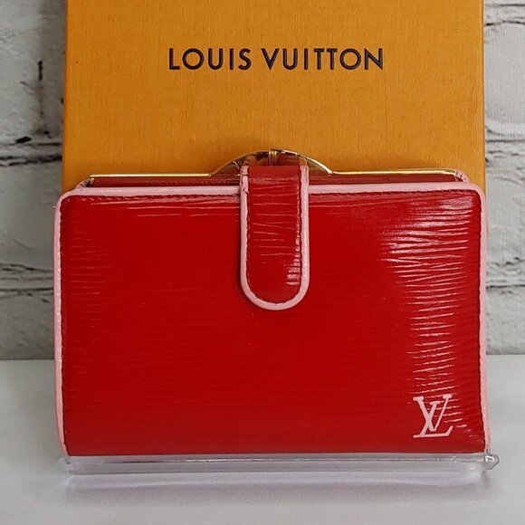 'LOUIS VUITTON' 'EPI' LEATHER CURVED~KISS~LOCK CUSTOM CHERRY RED WALLET - Picture 16 of 16